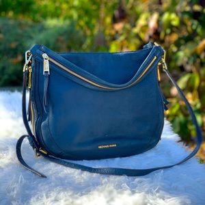 Michael kors Julia Pebble Leather Hobo Bag